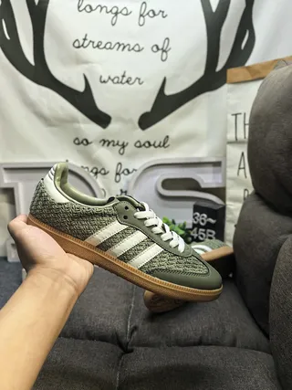Adidas Green White Textured Knit Upper Three-Stripe Side Panel Lifestyle Sneakers 5