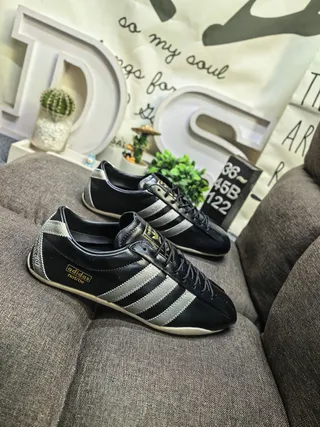 Adidas Hottie Black Silver Metallic Lifestyle Sneakers 9