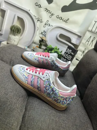 Adidas Multicolor Pink Floral-Print Suede Upper Laces And Heel Tab Lifestyle Sneakers 7