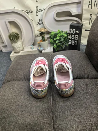 Adidas Multicolor Pink Floral-Print Suede Upper Laces And Heel Tab Lifestyle Sneakers 8