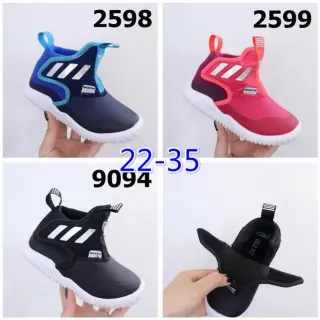 Adidas नेवी ब्लू Slip-On Sock-Fit लाइफस्टाइल स्नीकर