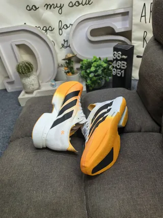 Adidas Orange Black Engineered Mesh Upper Sculpted Lightstrike Pro Midsole Running Shoes 6