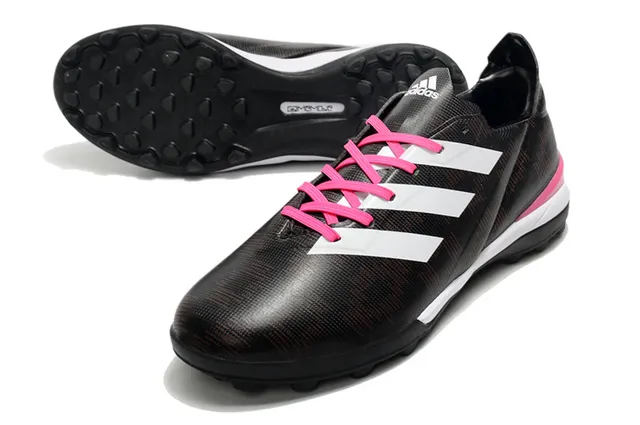 Adidas Chaussures de football orange et noir, upper synthétique, lacets asymétriques, low-cut pour gazon artificiel 11