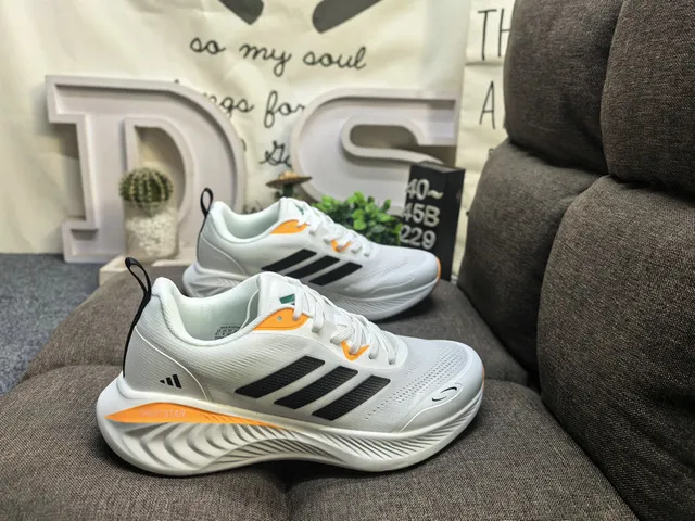 Adidas Orbitstar Black Running Shoes 11