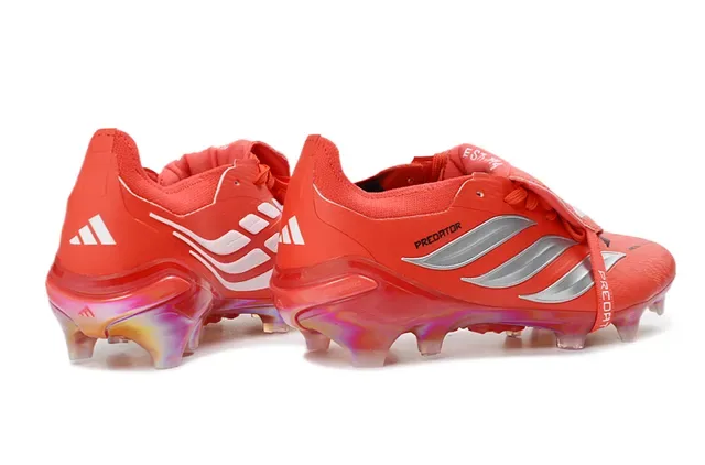 Adidas Predator Accuracy Chaussures de Football Rouge Argent Iridescent Terrain Ferme 5