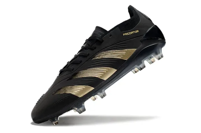 Adidas Predator Tênis de Futebol Preto e Dourado para Gramado Firme 3