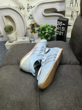 Adidas Red Beige Retro Low-Top Suede And Textile Upper Lifestyle Sneakers 16