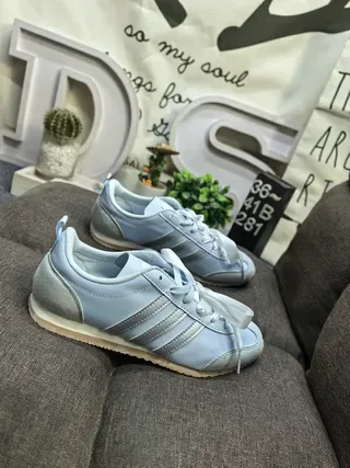 Adidas Red Beige Retro Low-Top Suede And Textile Upper Lifestyle Sneakers 19