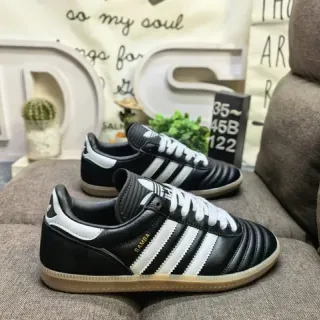 Adidas Samba काले और सफेद लाइफस्टाइल स्नीकर्स