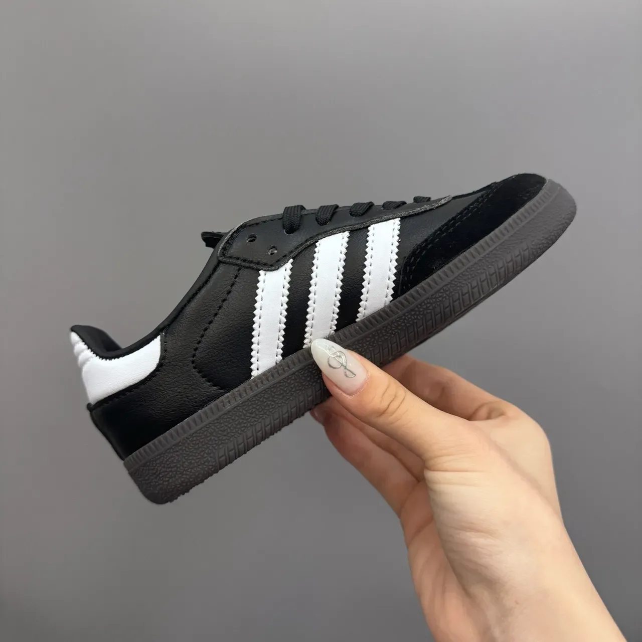 Adidas Samba Black White Lifestyle Sneakers 12