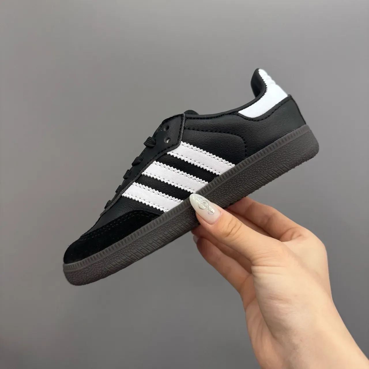 Adidas Samba Black White Lifestyle Sneakers 13