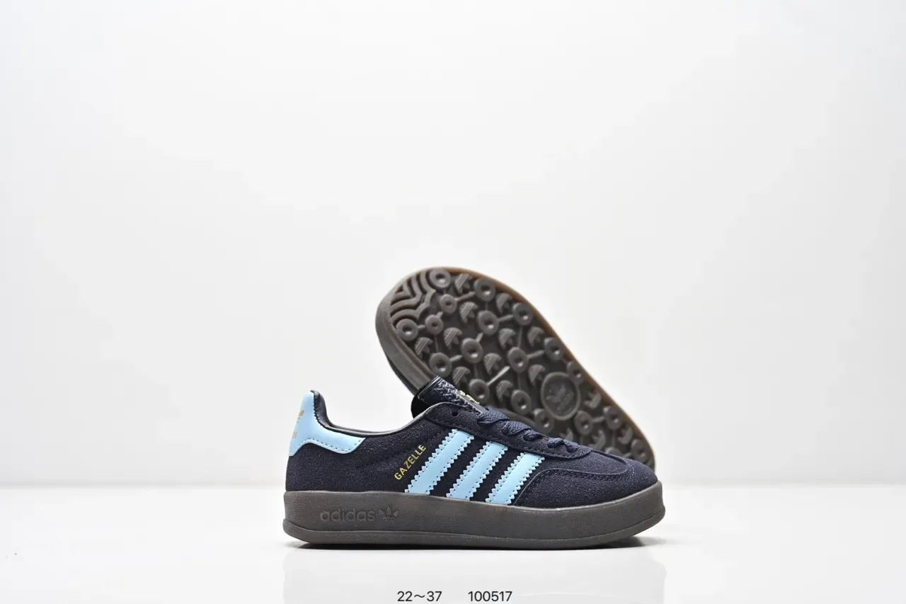 Adidas Samba OG Tênis Lifestyle Rosa e Azul Claro com Listras 18