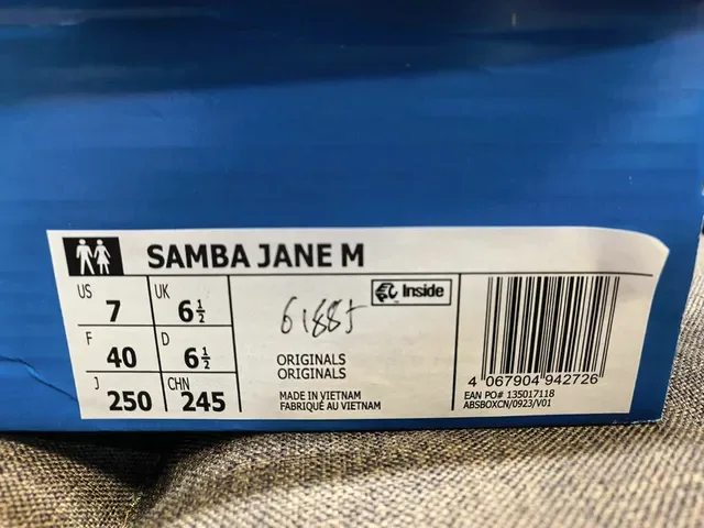Adidas Samba गुलाबी और सफेद लाइफस्टाइल स्नीकर 2