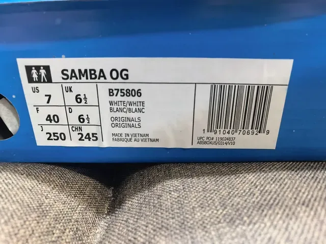 Adidas Samba White and Black Lifestyle Sneakers 2