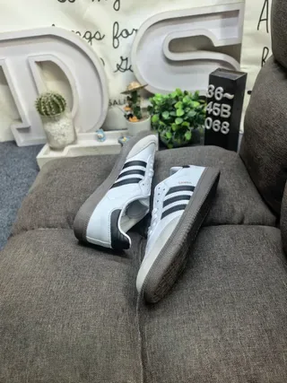 Adidas Samba White and Black Lifestyle Sneakers 6