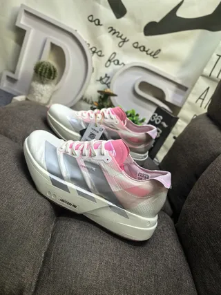 Adidas Silver Pink Iridescent Mesh Accent Overlays Running Shoes 7