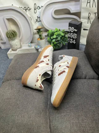 Adidas Spezial Zapatillas Lifestyle Marrón y Crema con estampado de vaca 6