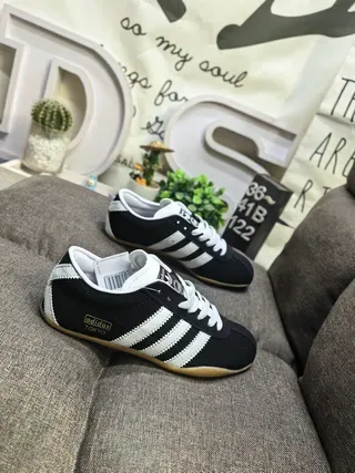 Adidas Spezial Brown Suede and Cream Stripe Lifestyle Sneakers 9