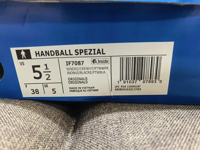 Adidas Spezial Navy Blue Suede Lifestyle Sneakers 2