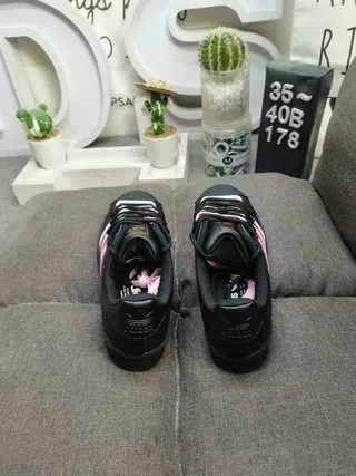 Adidas Superstar Black and Pink Lifestyle Sneakers 8