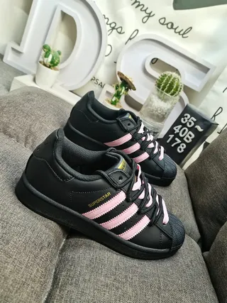 Adidas Superstar Black and Pink Lifestyle Sneakers 9