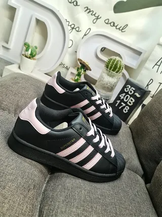 Adidas Superstar Black and Pink Lifestyle Sneakers 9