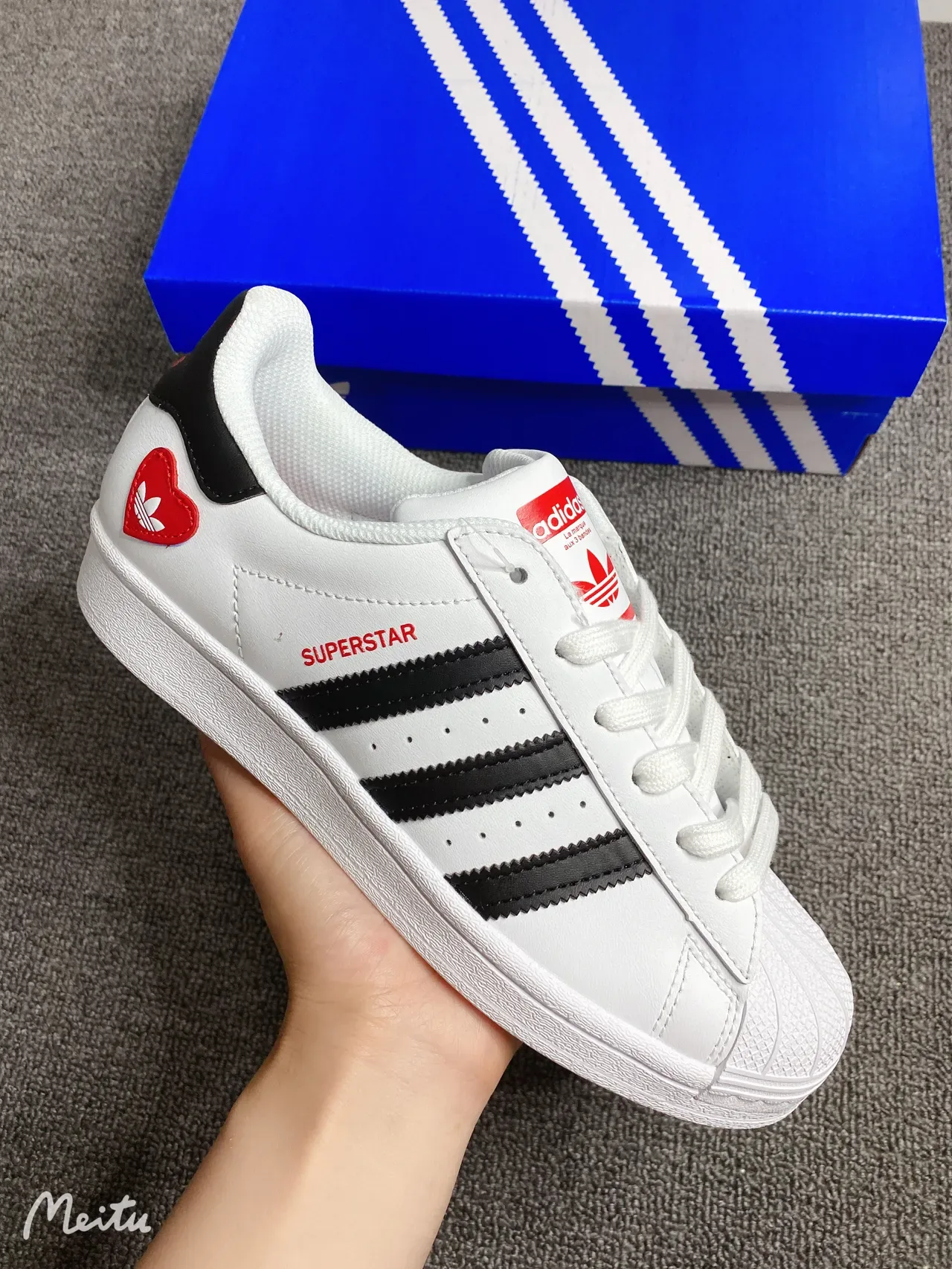 Adidas Superstar White Black Red Heart Patch Lifestyle Sneakers 9