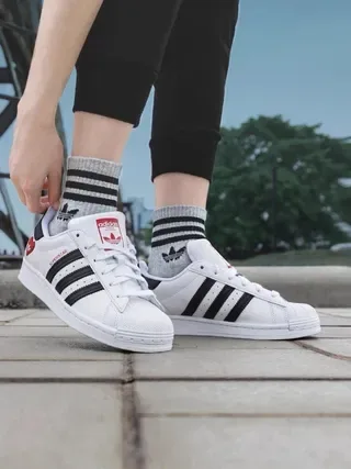 Adidas Superstar White Black Red Heart Patch Lifestyle Sneakers 15