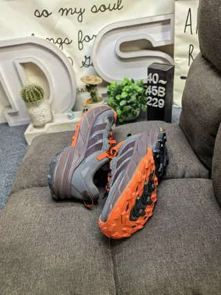 Adidas TERREX Agravic Flow gris violet orange chaussures de course 6