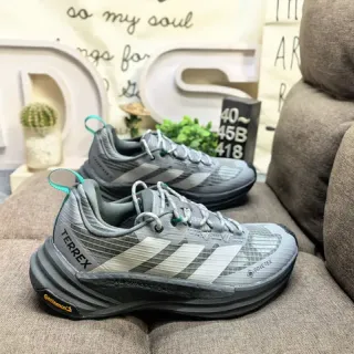 Adidas TERREX ग्रे सफेद सिल्हूट GORE-TEX जलरोधक ऊपरी रनिंग जूते