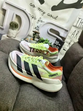 Adidas TERREX White Orange Mesh Upper Sculpted Midsole Lifestyle Sneakers 17