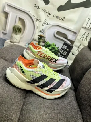 Adidas TERREX White Orange Mesh Upper Sculpted Midsole Lifestyle Sneakers 19