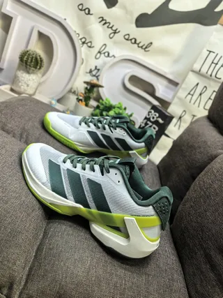 Adidas White and Green Three-Stripe Mesh Athletic Sneakers 7