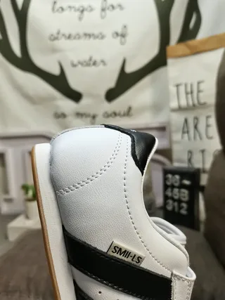 Adidas White Black Laceless Slip-On Quilted Toe Cap Sneakers 3