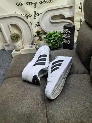 Adidas White Black Low-Top Leather-Like Upper Lifestyle Sneakers 6