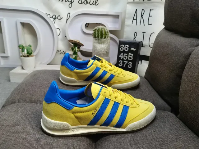 Adidas White Blue Low-Top Leather Upper Lifestyle Sneakers 11