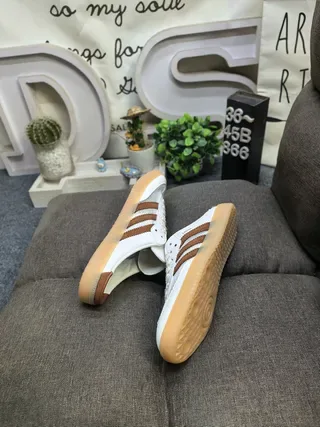 Adidas White Brown Laceless Slip-On Mesh Upper Lifestyle Sneakers 6