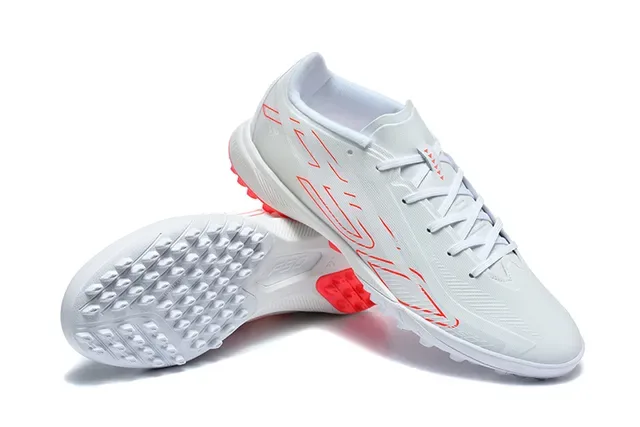 Adidas Chaussures de football turf blanc rouge profil bas upper synthétique crampons coniques 7
