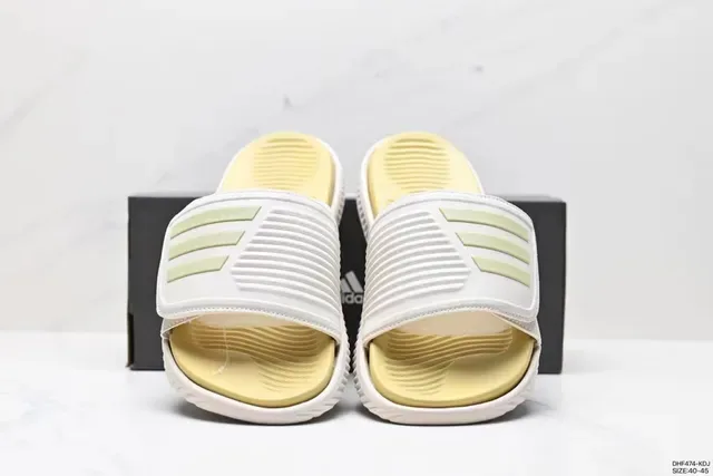 أديداس أبيض أصفر قاعدة مُخططة Footbed مولد نعال 3