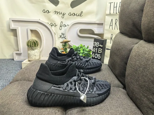 Adidas Yeezy Boost 350 V2 Zebra Lifestyle Sneakers 11