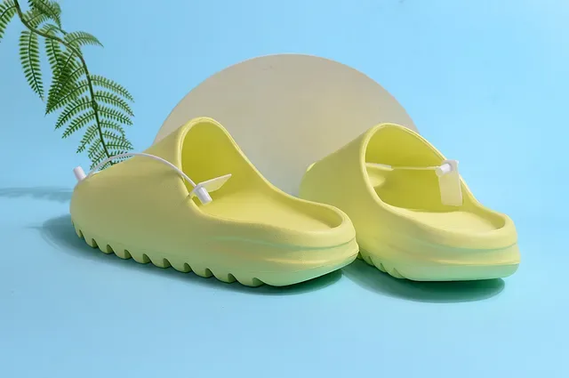 Adidas Yeezy Slide Sandales Apple Green Mate 5