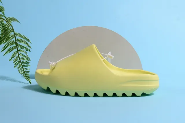 Adidas Yeezy Slide Sandales Apple Green Mate 7