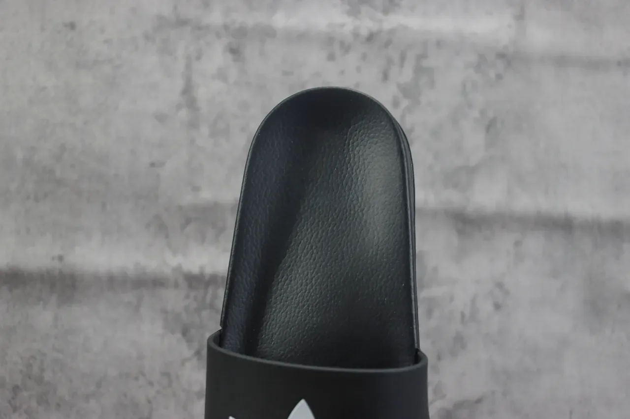 Adidas Yeezy Slide Sandálias Pretas 4