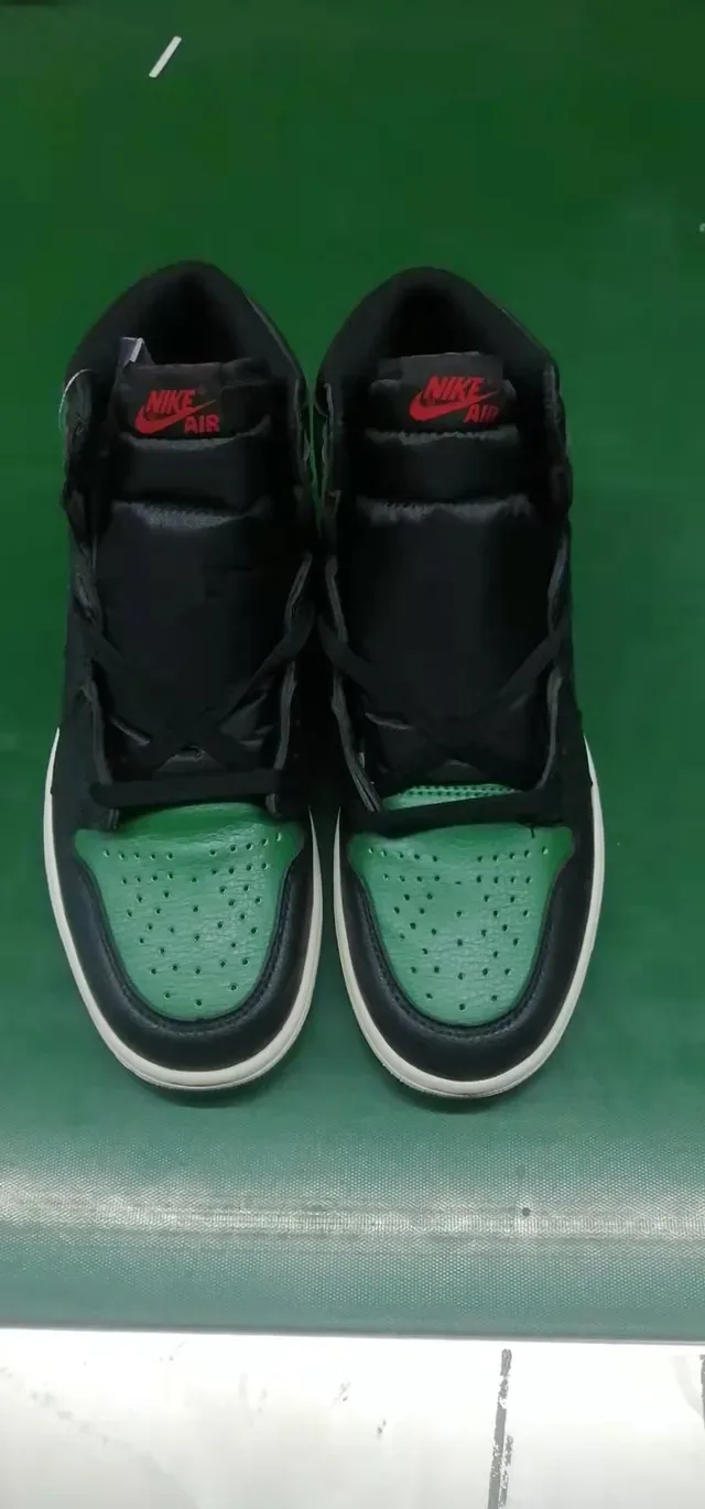 Air Jordan 1 Chaussures de Basket Noir Vert 3