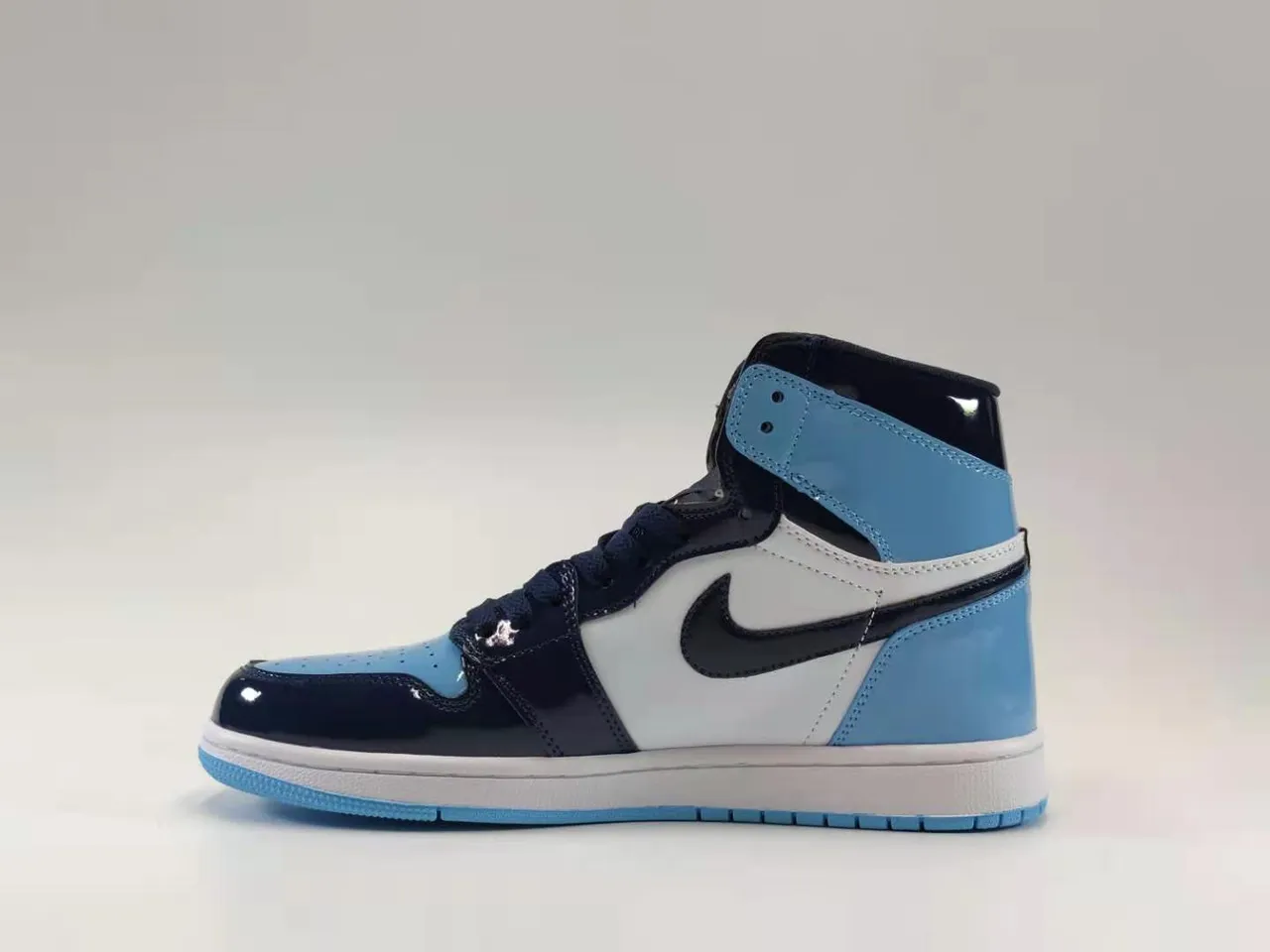 Air Jordan 1 Blue Navy High-Top Patent Leather Basketball Shoes 4