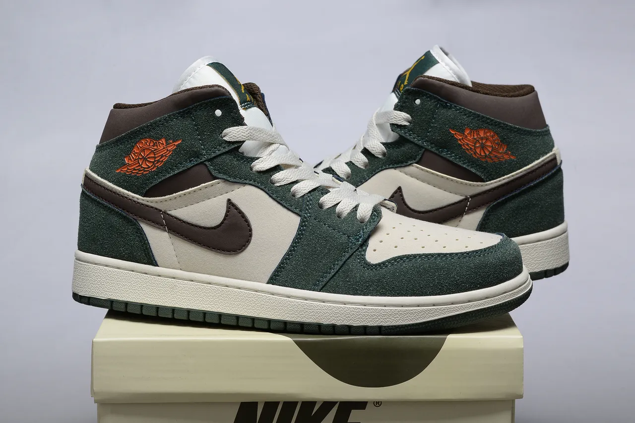 Tênis de basquete Air Jordan 1 High Off-White dourado metálico 19