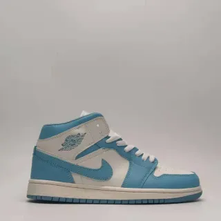 Air Jordan 1 Mid Zapatos de Baloncesto Azul Claro y Blanco