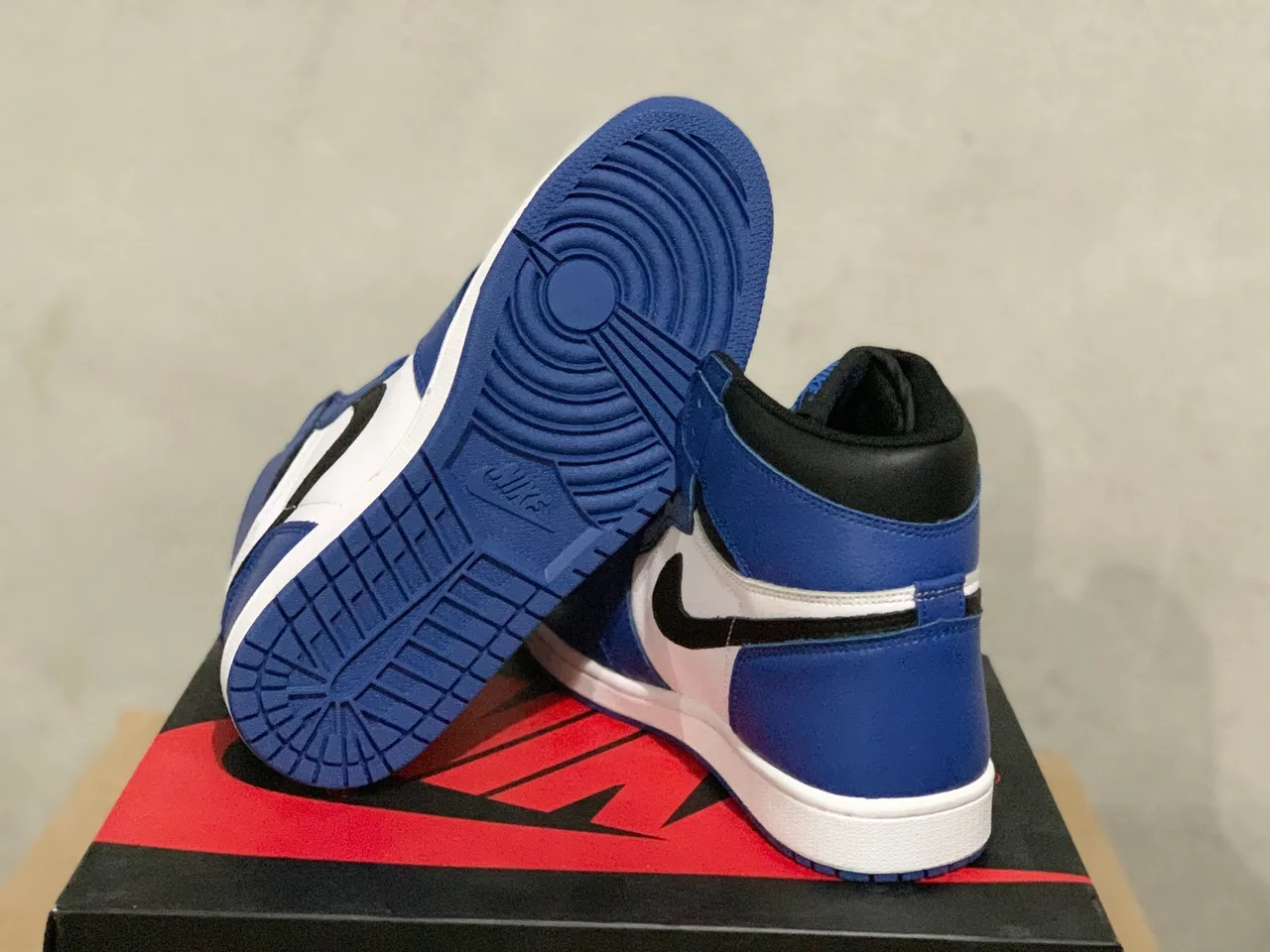 Air Jordan 1 Royal Blue White Black Basketball Shoes 2