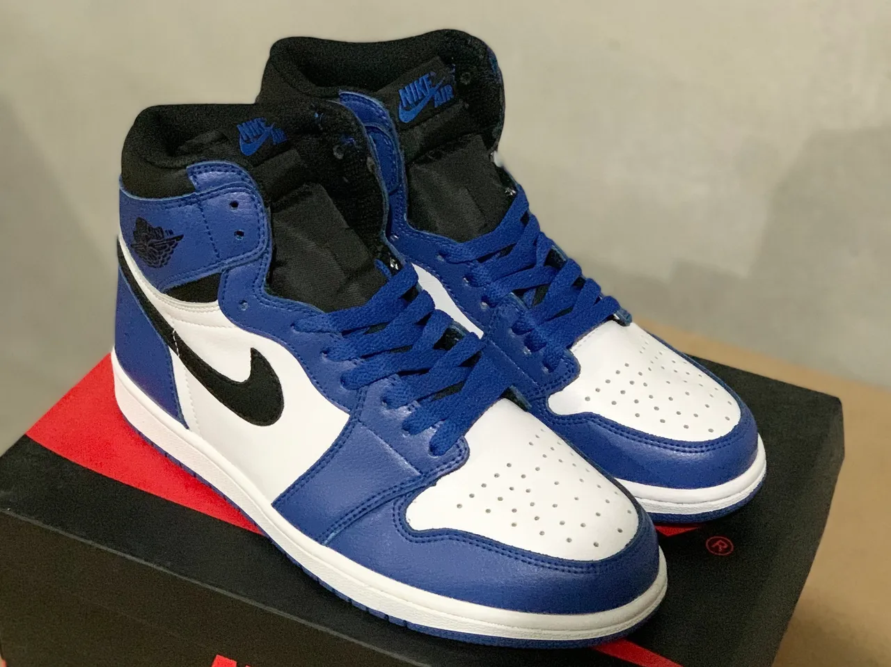 Air Jordan 1 Royal Blue White Black Basketball Shoes 4