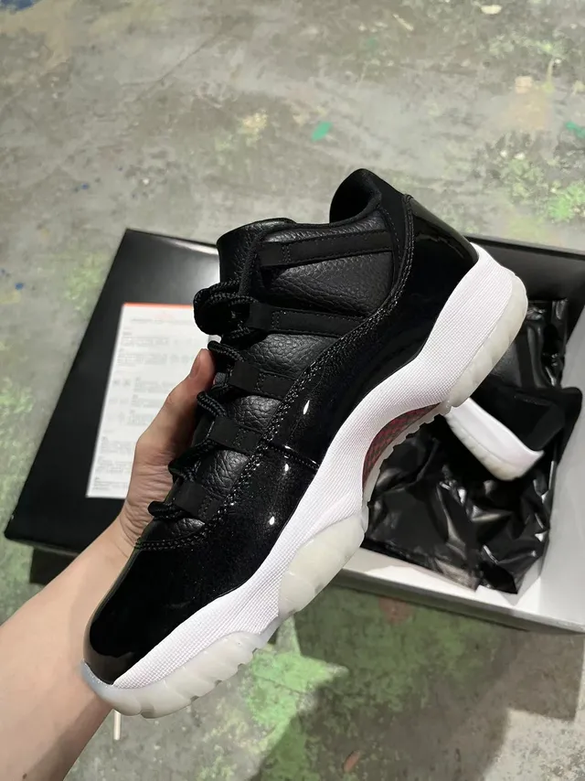 Air Jordan 11 Black Patent Leather Basketball Shoes 3